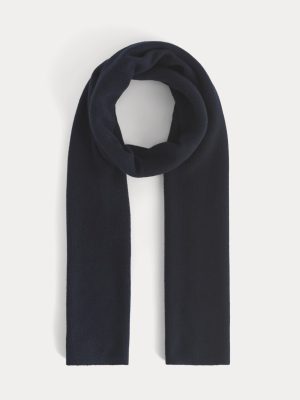 The Cabin Scarf | Navy