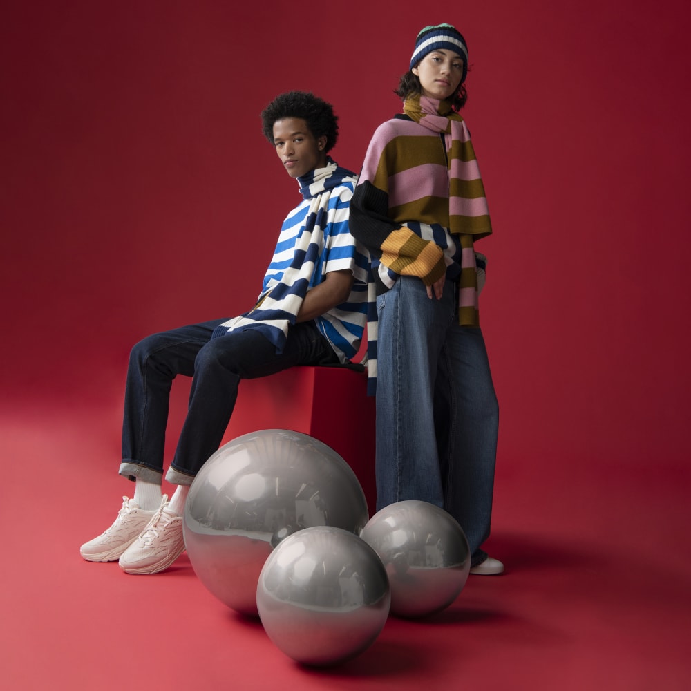 The Cashmere Scarf | Bright Navy / Bone - Image 4