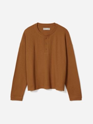 The Organic Cotton Waffle Henley | Toasted Almond