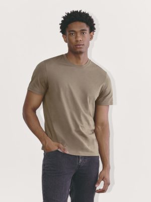 The Essential Organic Crew | Clay