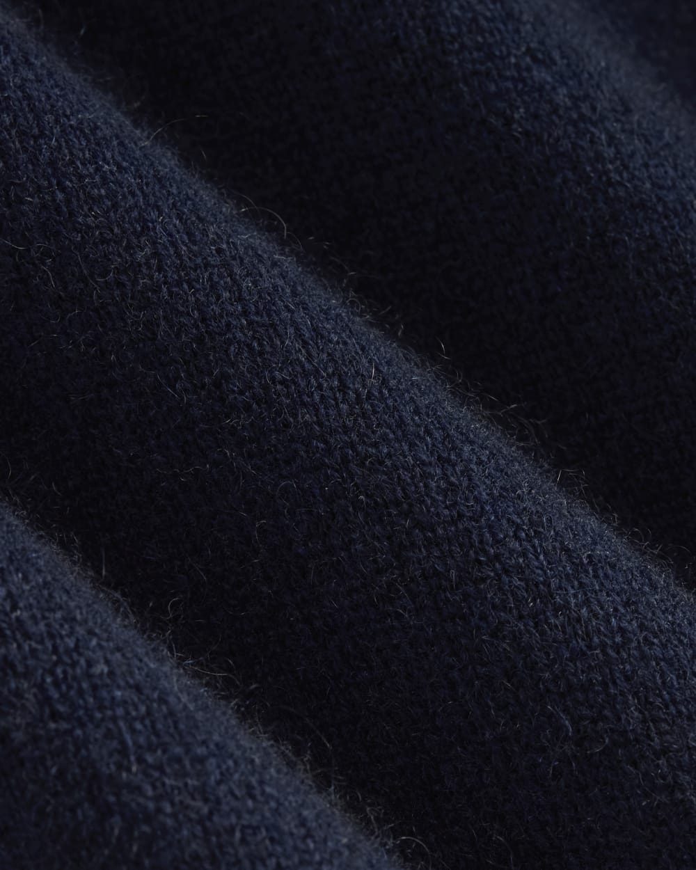 The Classic Tank in Cashmere | Navy - Image 6