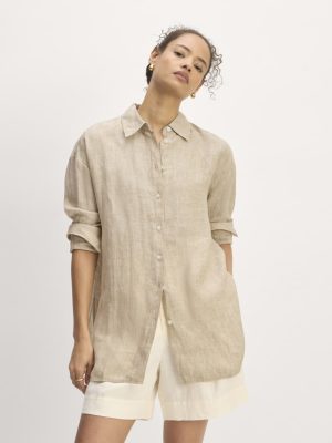 The Boyfriend Shirt in Linen | Cornstalk Chambray