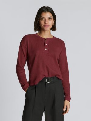 The Organic Cotton Waffle Henley | Brandy