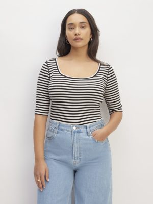 The Luxe Rib Scoop-Neck Tee | Bone / Black