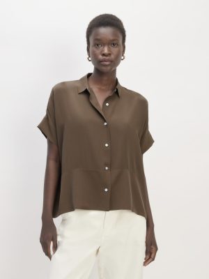 The Boxy Shirt in Washable Silk | Cocoa