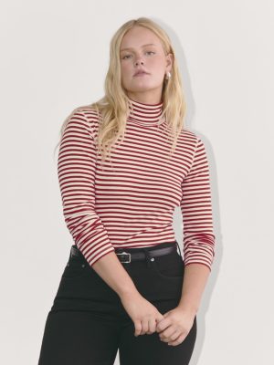 The Luxe Rib Turtleneck | Bone / Berry Red