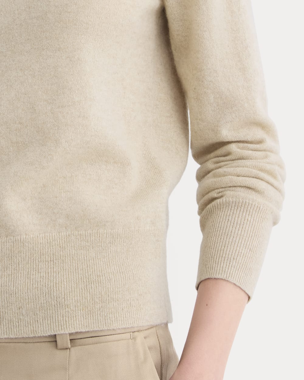 Cashmere Slim Crew Sweater | Heather Light Camel - Image 4