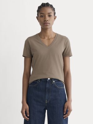 The Slim V-Neck Tee in Essential Cotton | Clay