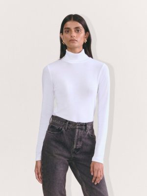 The Luxe Rib Turtleneck | White