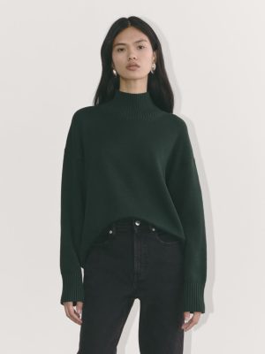 The Boxy Turtleneck in Everyday Cotton | Scarab
