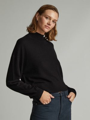 The Luxe Merino Turtleneck | Black