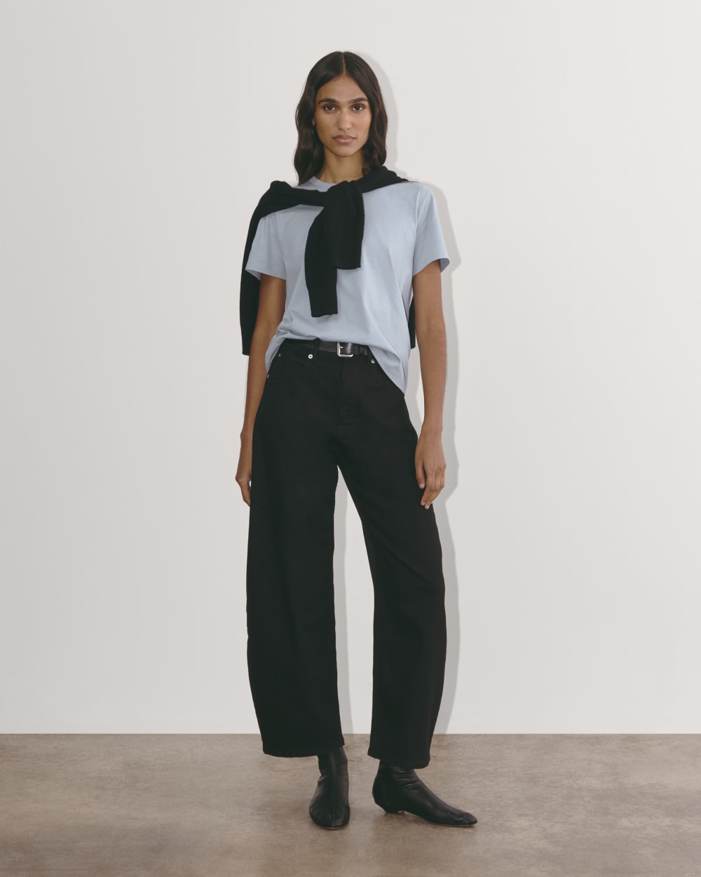 The Box-Cut Tee in Essential Cotton | Blue Slate | No Pocket - Image 3