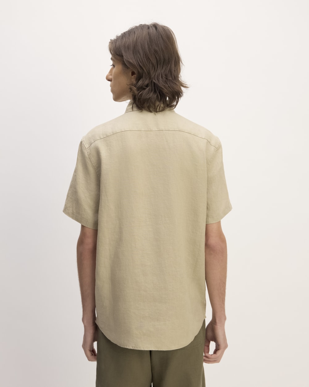 The Classic Short-Sleeve Shirt in Linen | Trench Coat Khaki - Image 6
