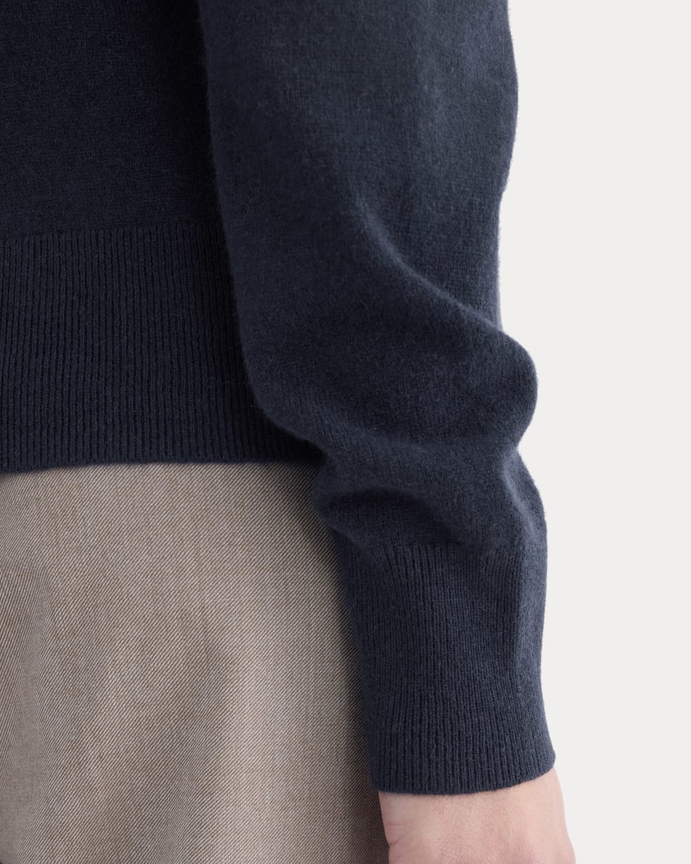Cashmere Slim Crew Sweater | Navy - Image 4