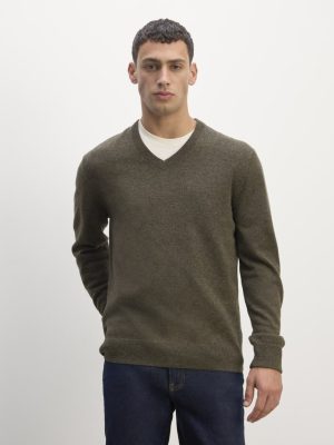 The Cashmere V-Neck Sweater | Heathered Army Green