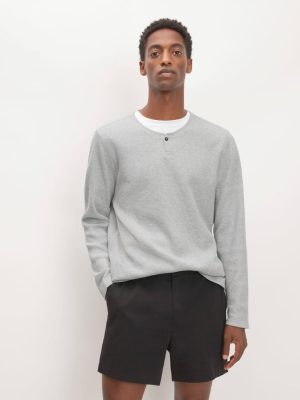 The Waffle Long-Sleeve Henley | Light Grey Donegal