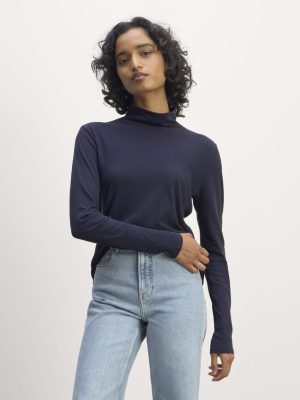 The Air Turtleneck | Navy