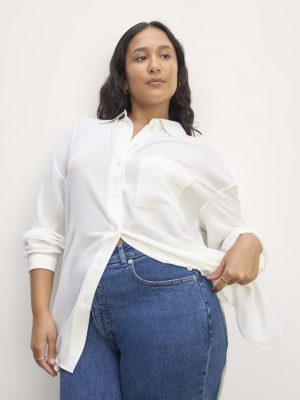 The Boyfriend Shirt in Washable Silk | Off-White