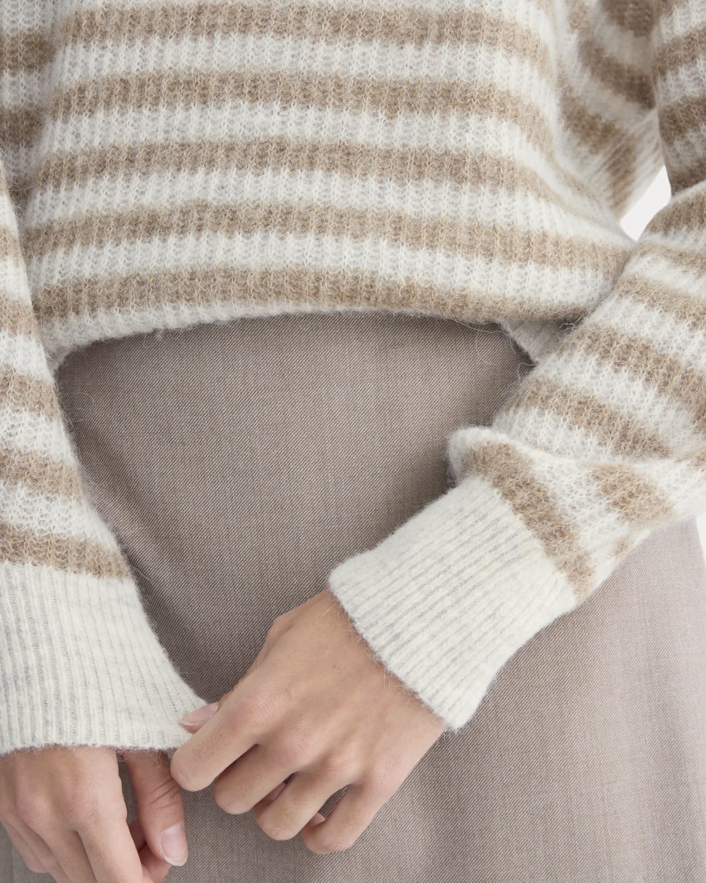 The Cocoon Crew in Alpaca | Mallow Heather/Camel - Image 4