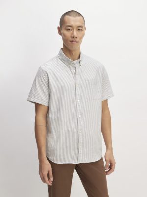 The Organic Short Sleeve Oxford Shirt | Charcoal / White
